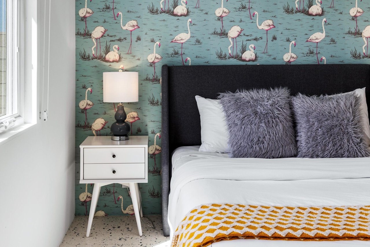 Guest bedroom