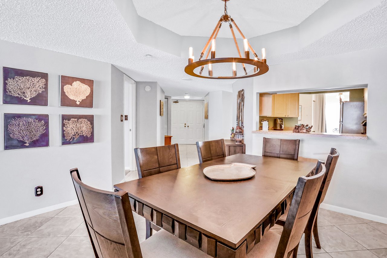 Crescent Beach Club I 3E 5