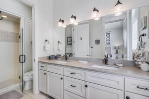 Primary King Ensuite, 1st Floor