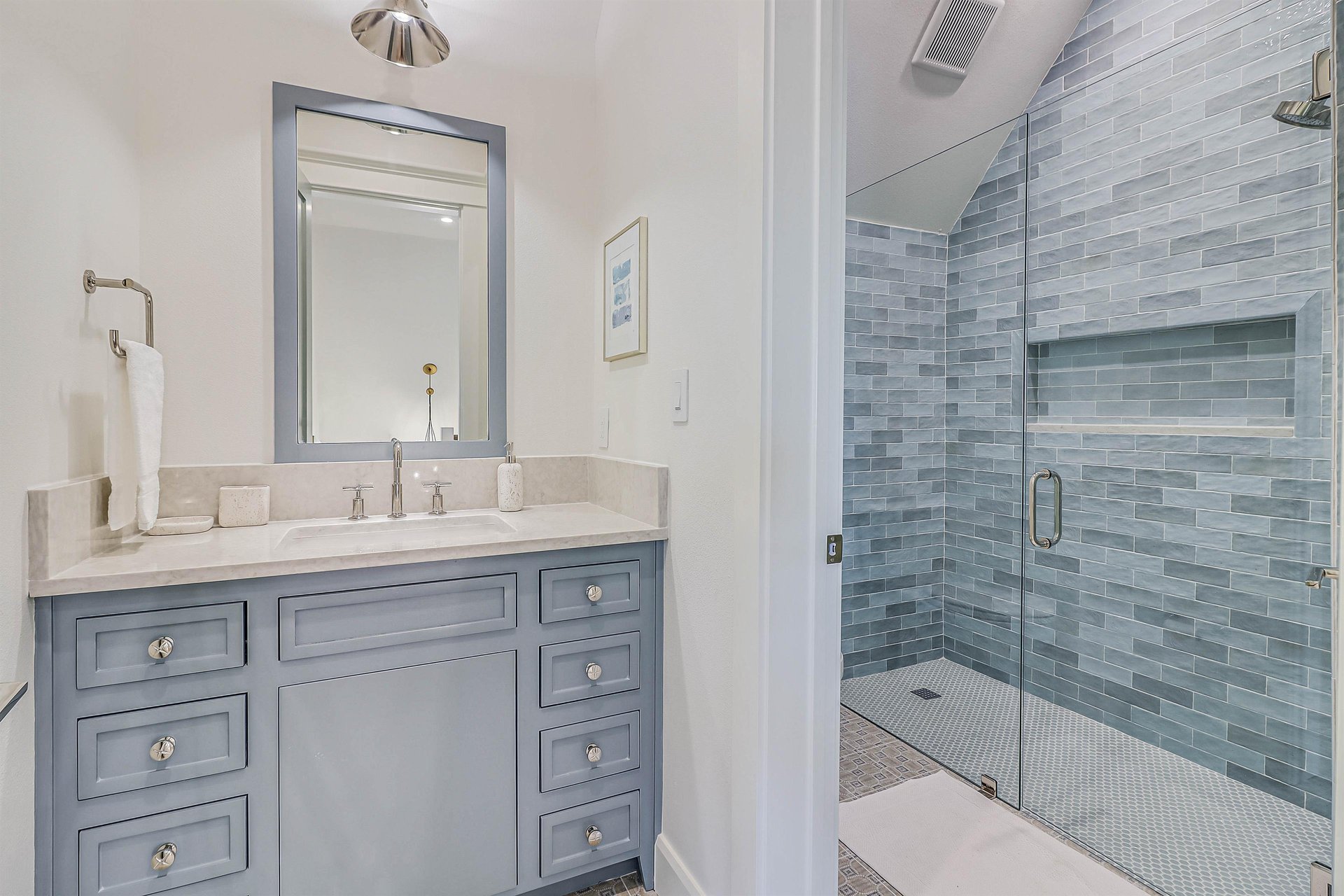 Hallway Bathroom, 3rd Floor