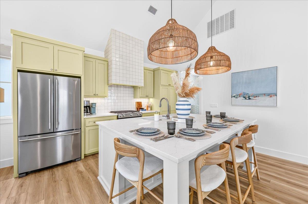 Kitchen, 2nd Floor