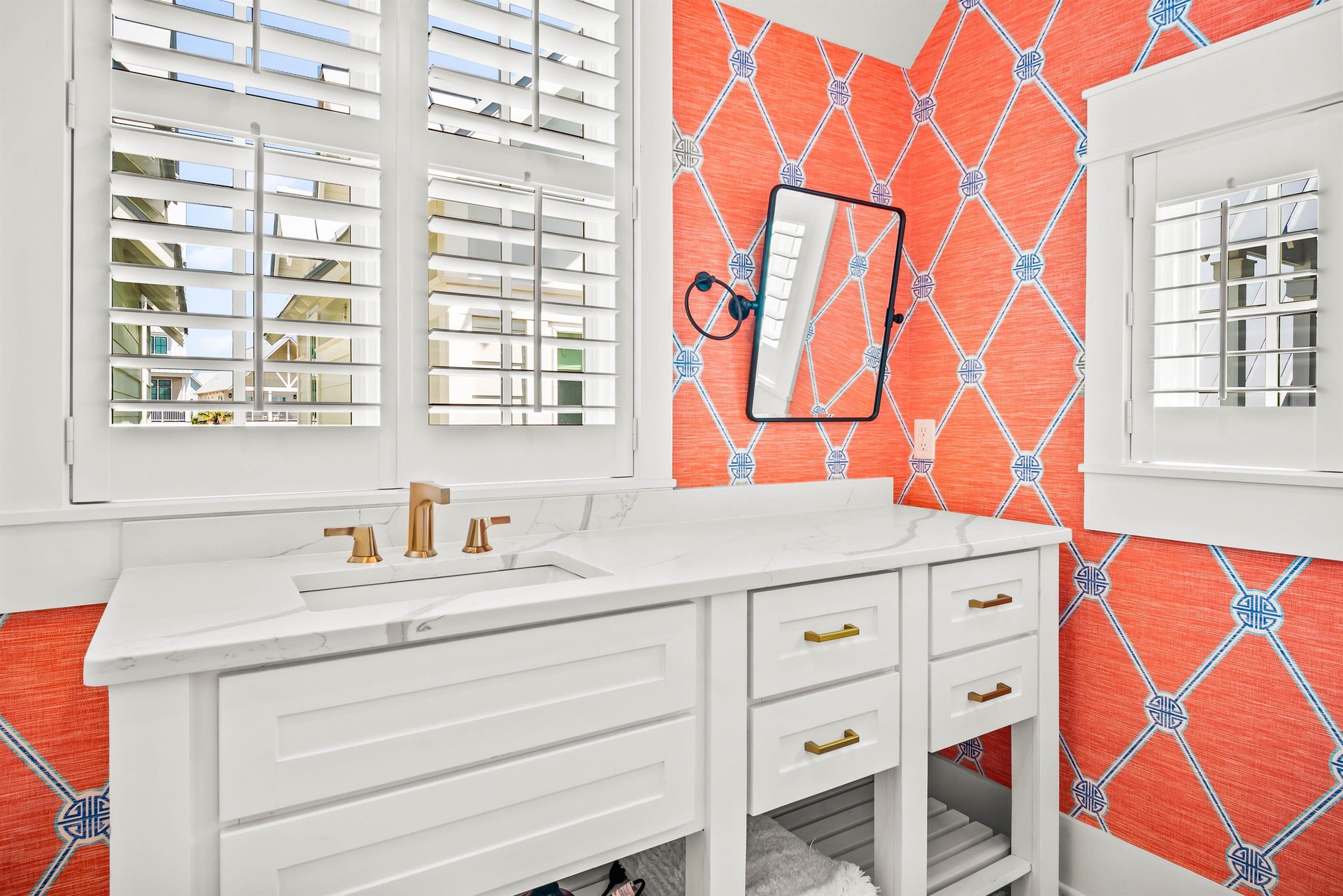 Loft Bathroom, 2nd Floor