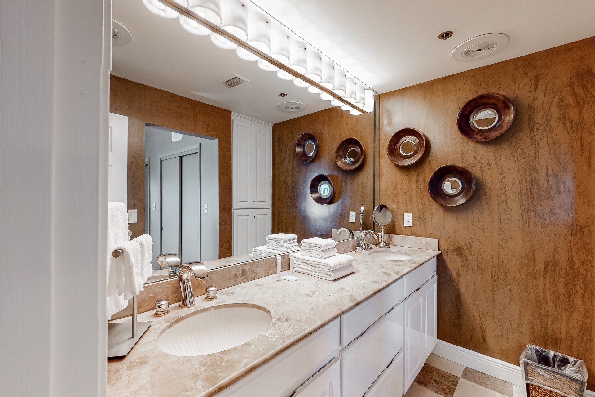 TOPSL Beach Manor 514 18