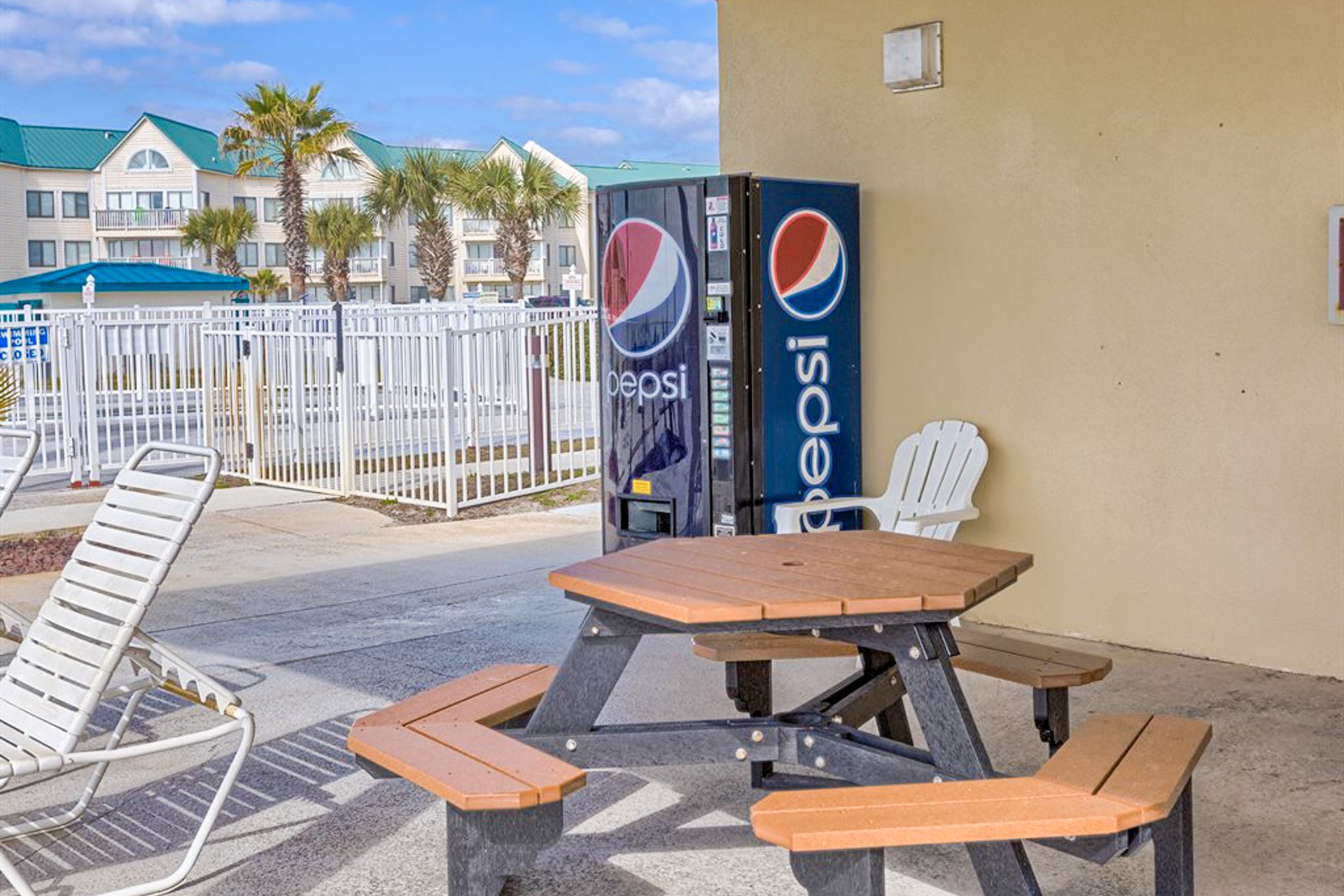 Plantation Palms 6302 32