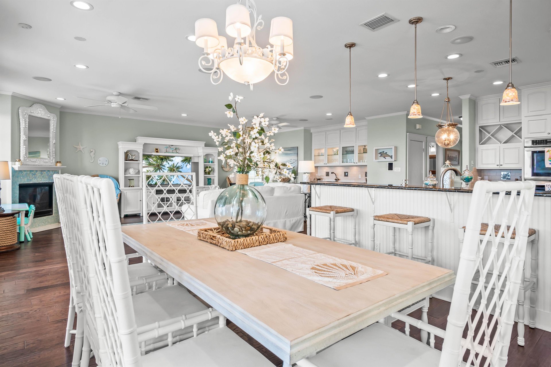 Dining Area, 2nd Floor