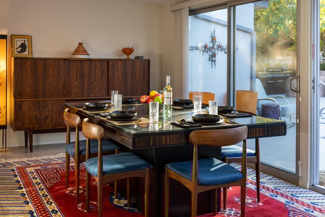 Indoor Dining for Six