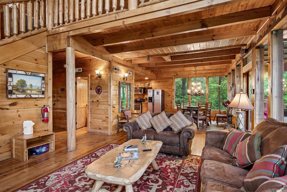 07Living Room