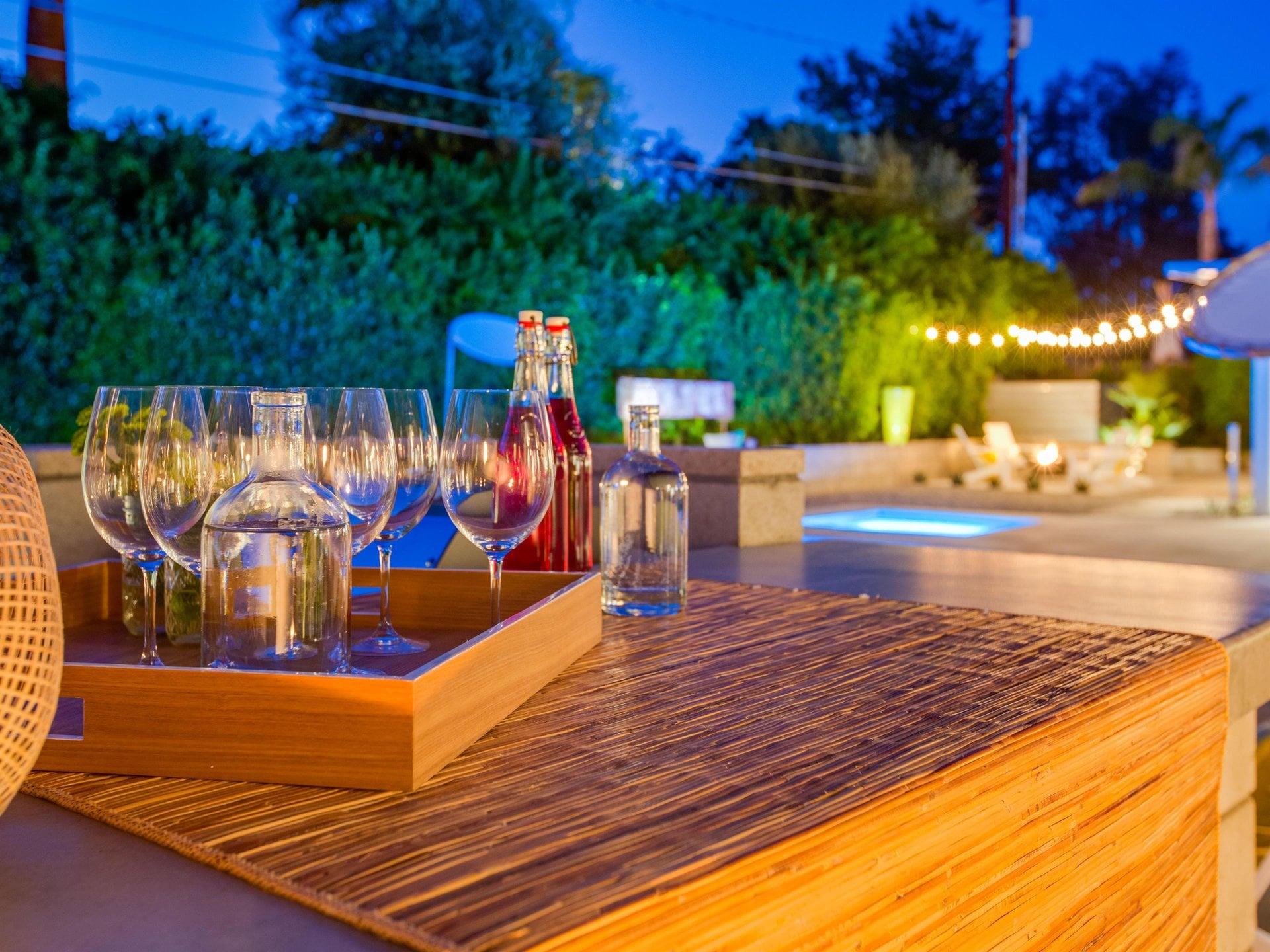 Al fresco dining
