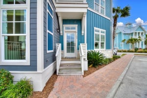 Seven Town Center, 100 Social Circle