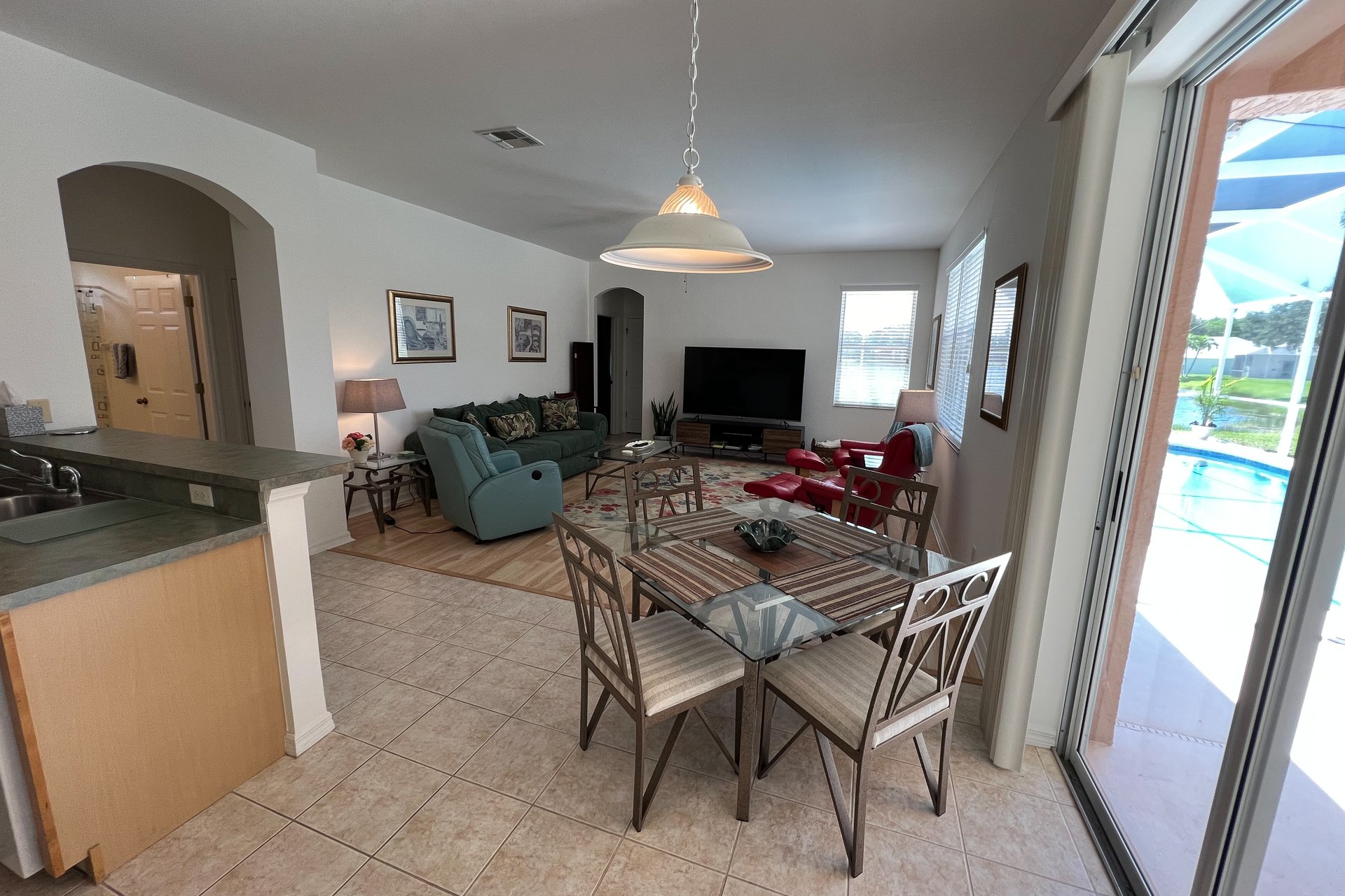 Destination Beach Stroll 7