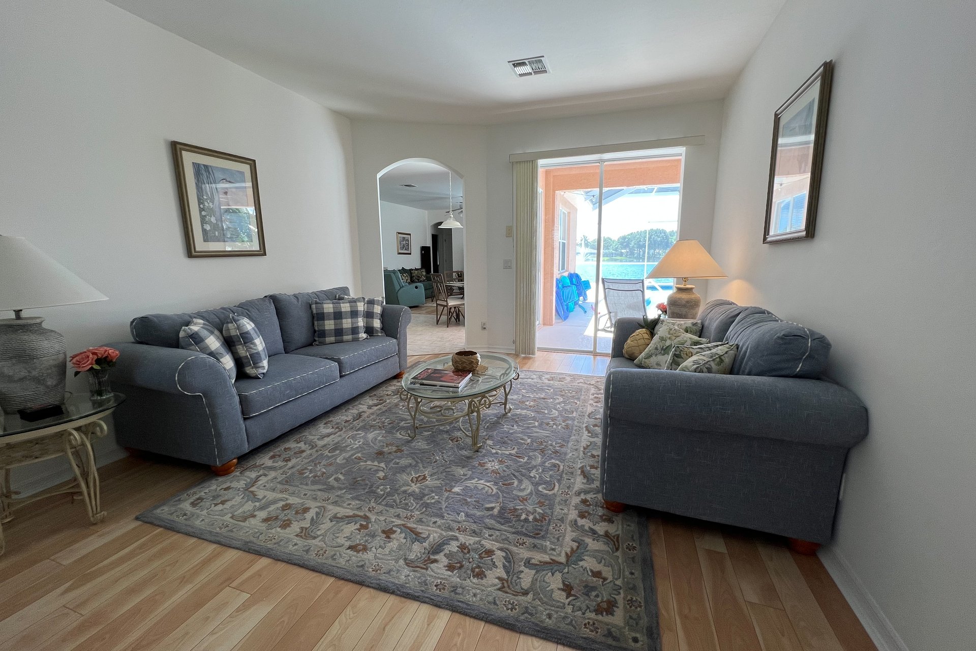 Destination Beach Stroll 21