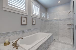 Primary King Bathroom, 2nd Floor