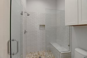 Shared Bathroom, 2nd Floor