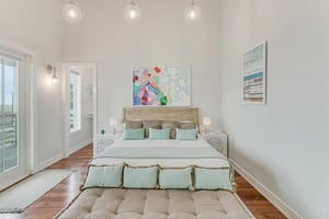 Primary King, 2nd Floor