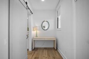 Primary King Bathroom, 2nd Floor