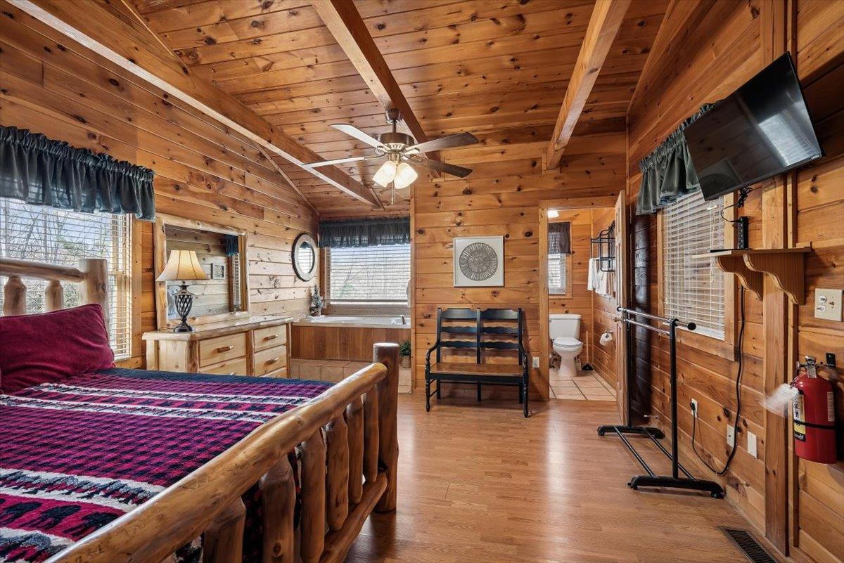 36Primary Bedroom