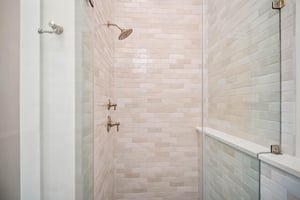 Primary King Bathroom, 2nd Floor