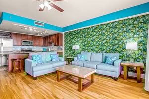 Laketown Wharf 637  Tropical Vibes 6