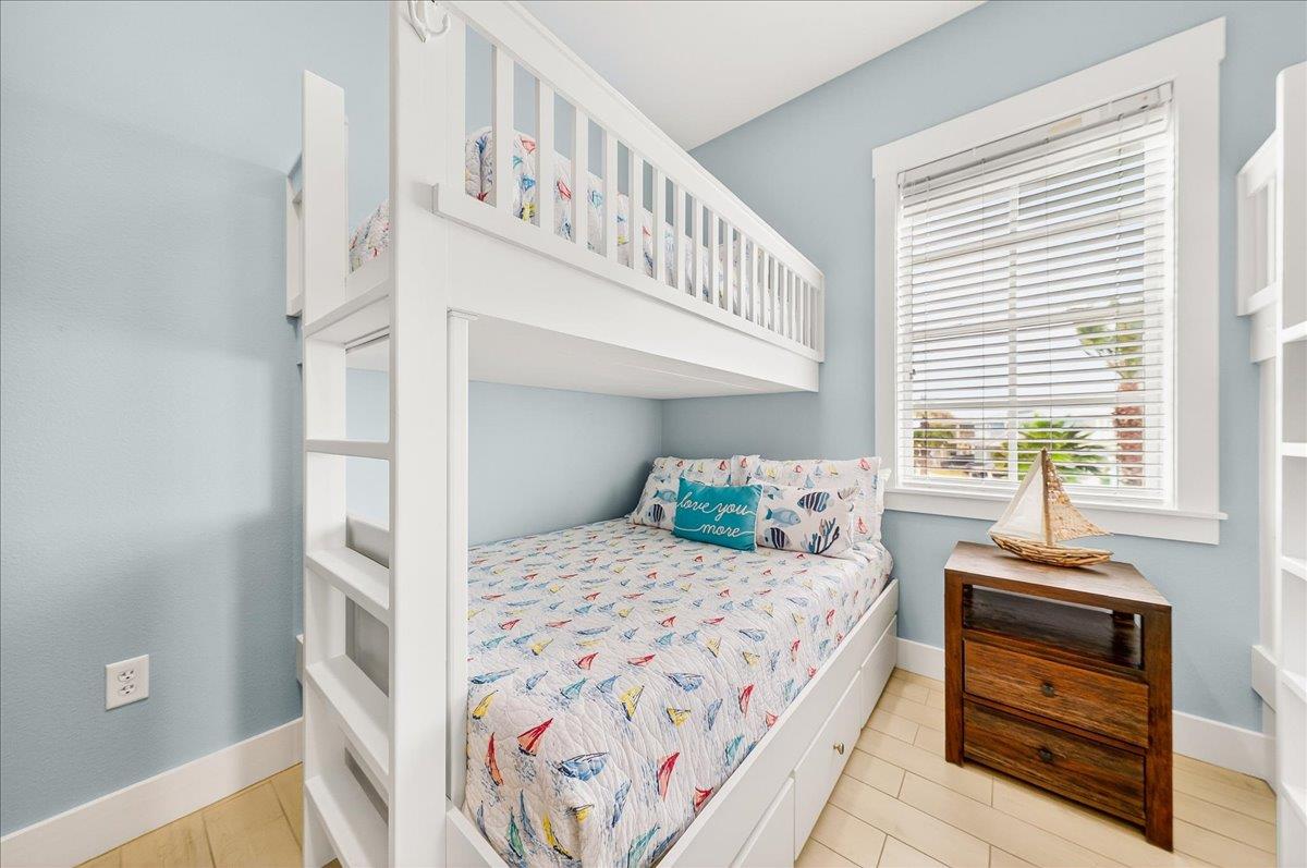 1st Floor, Bunk Bedroom