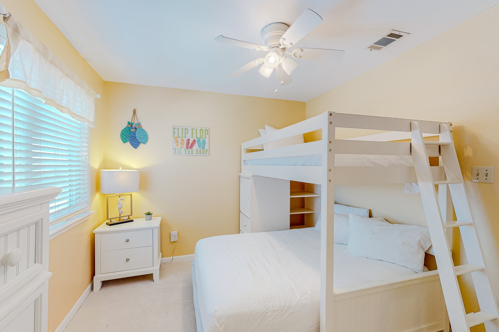 Ramsgate Harbor 33 Beach Front Livin 16