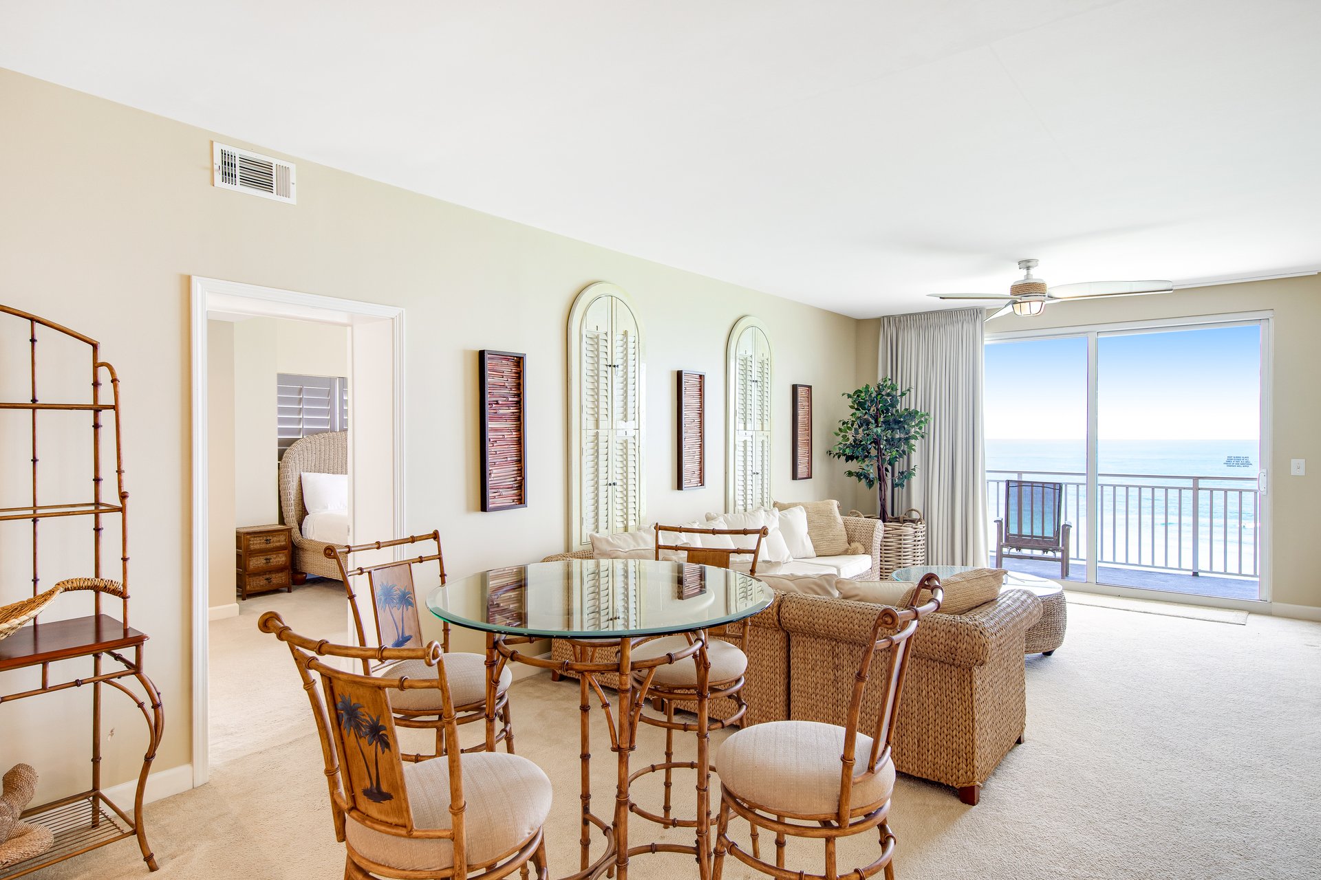 Splash Resort 907E 8