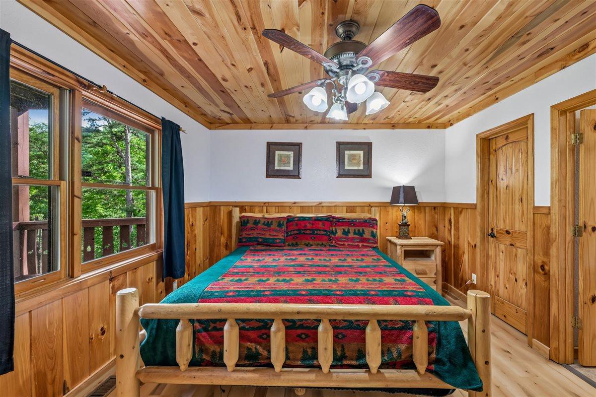 074Bedroom