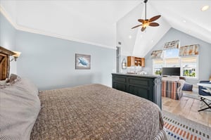 King Suite, 2nd Floor