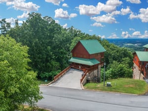 Exterior overview at Eagles Sunrise, a 2 bedroom cabin rental located in Pigeon Forge