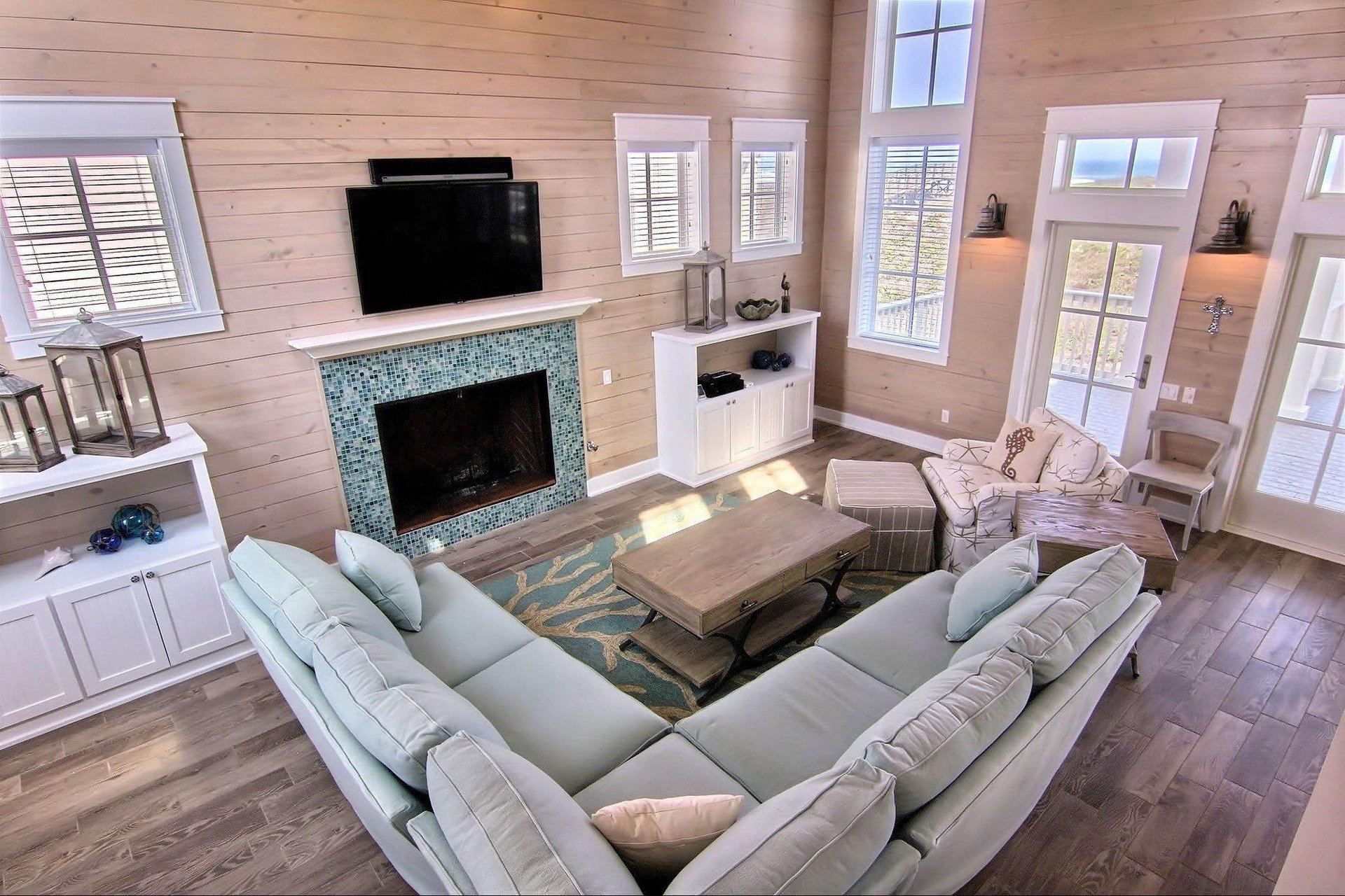 Primary Living Room, 2nd Floor