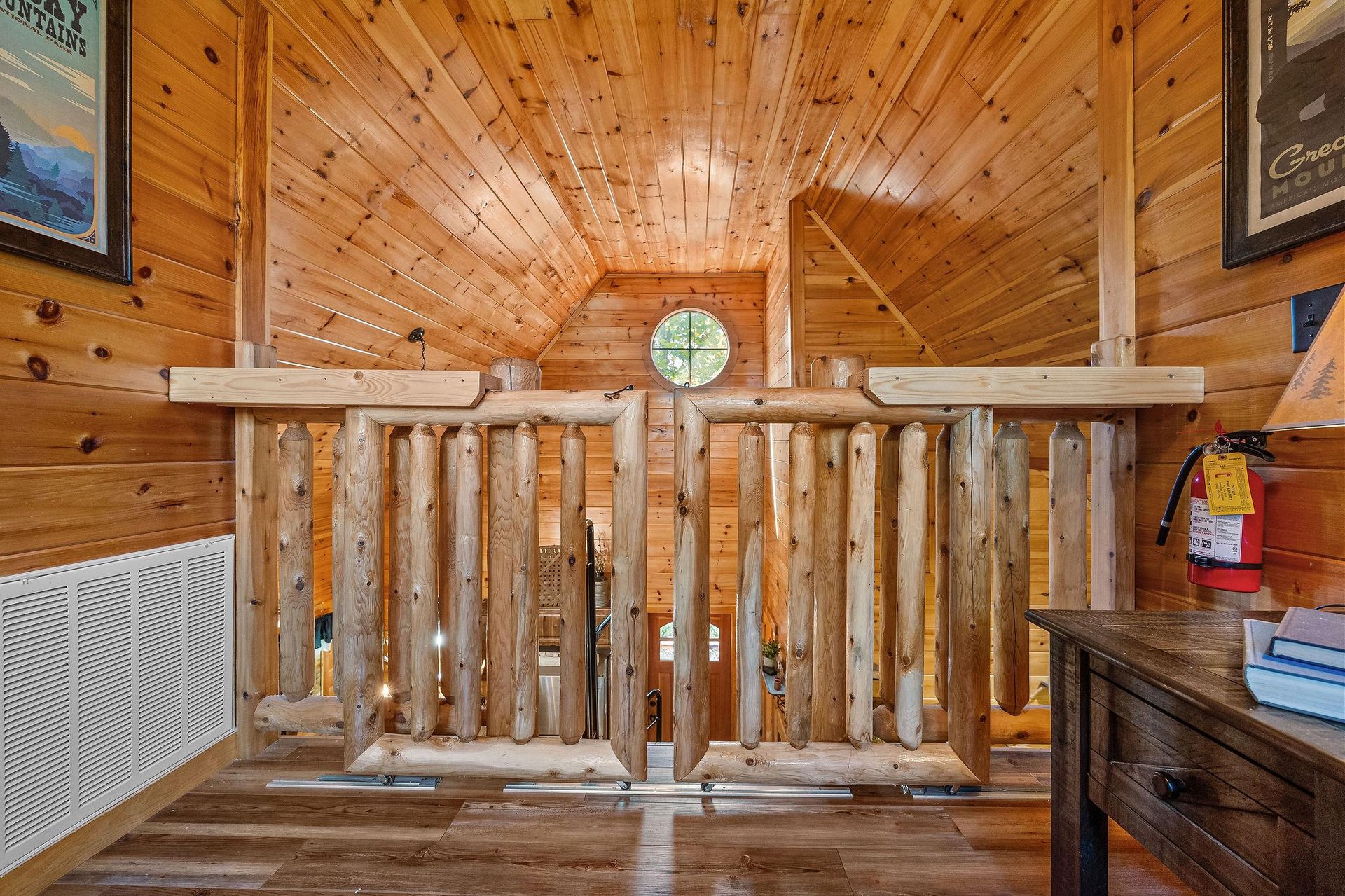 gate to loft