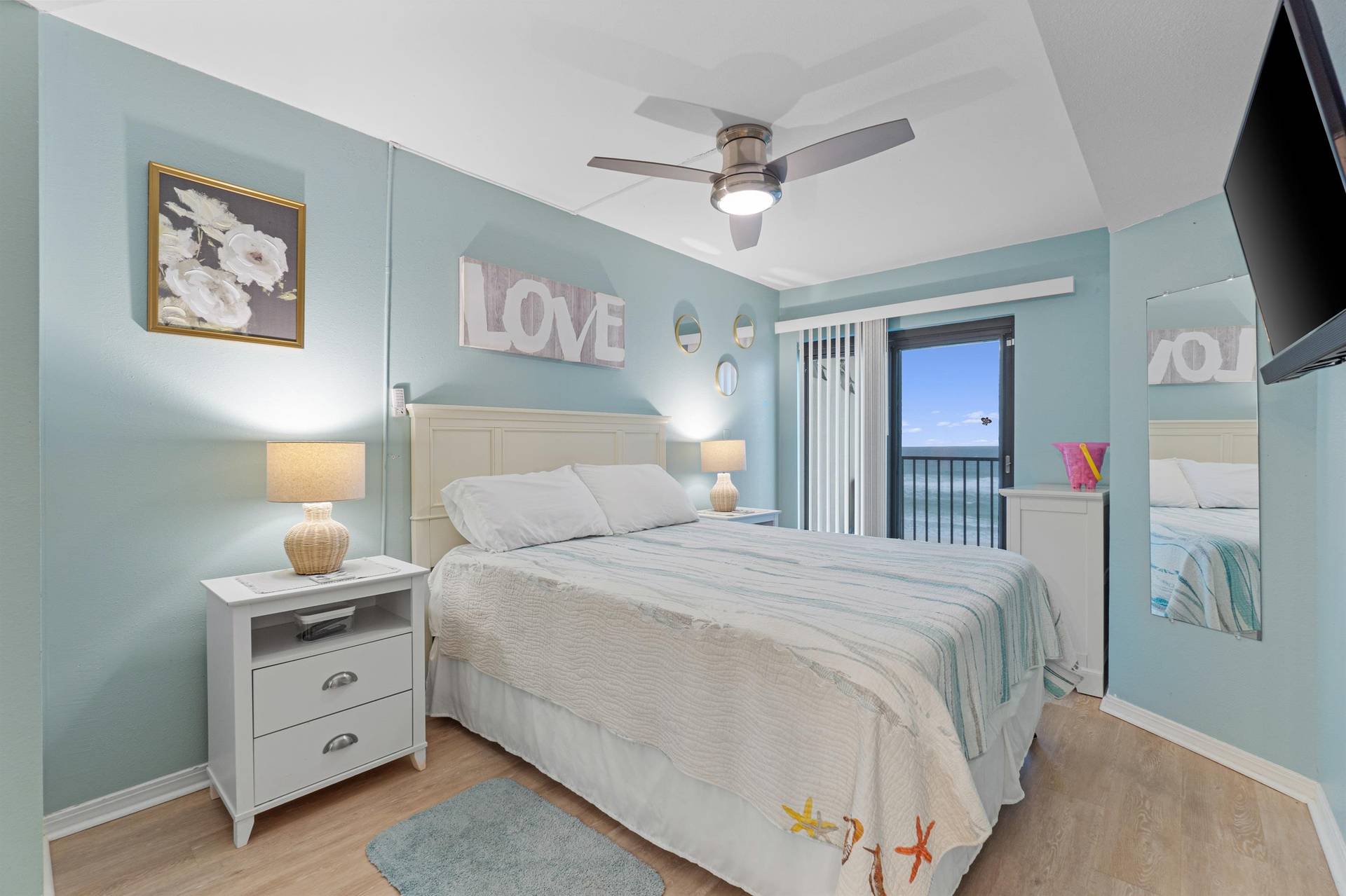 Master Bedroom Queen