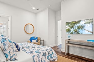 Secondary King Bedroom, 1st Floor