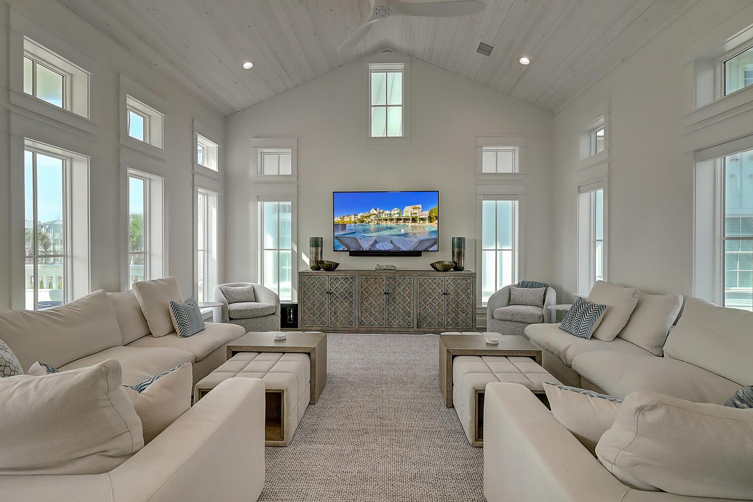 Living Area, 2nd Floor