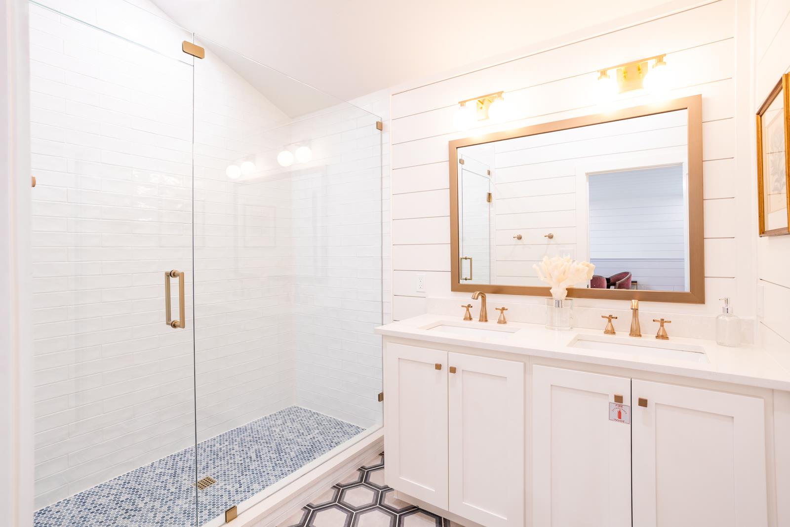 Bunk Loft Bathroom, 3rd Floor