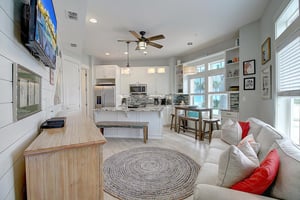 1st Floor, Living Area