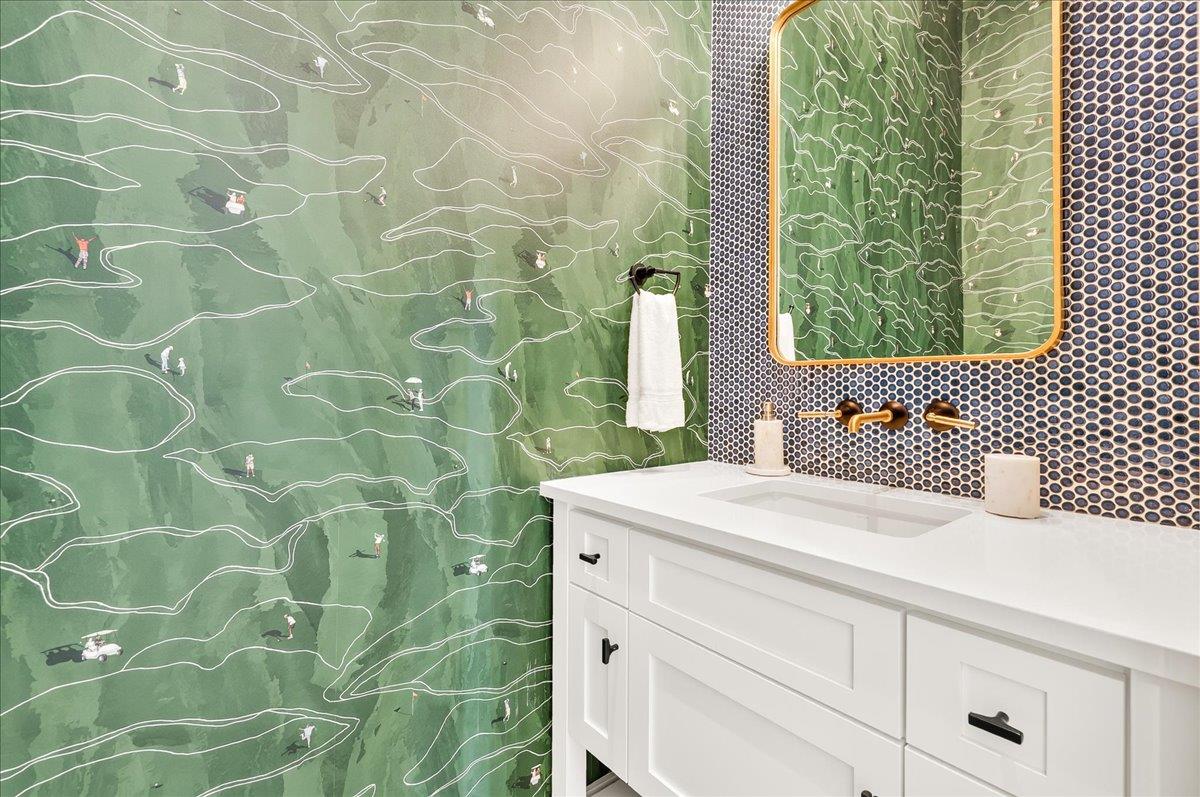 Powder Room, 2nd Floor