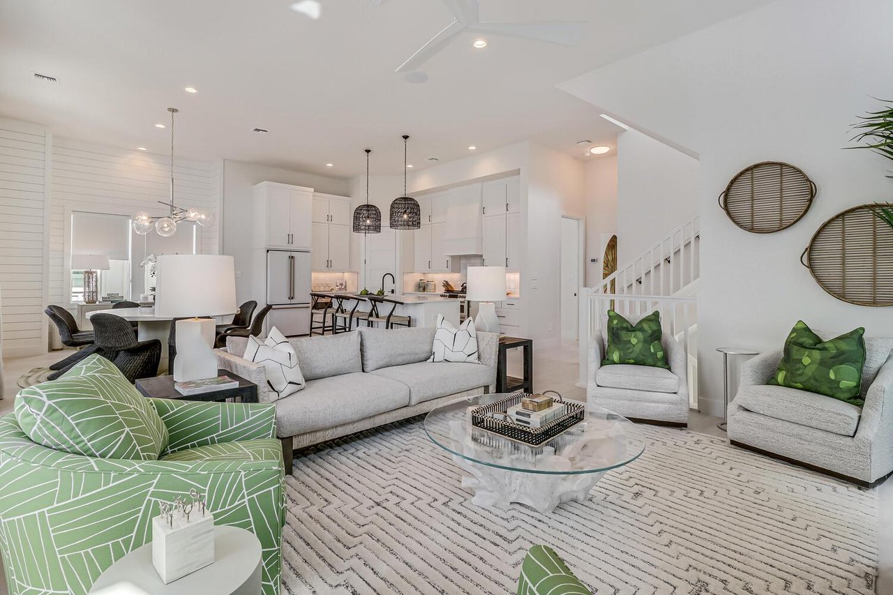 2nd Floor Living Area