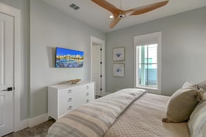 1st Floor King Suite