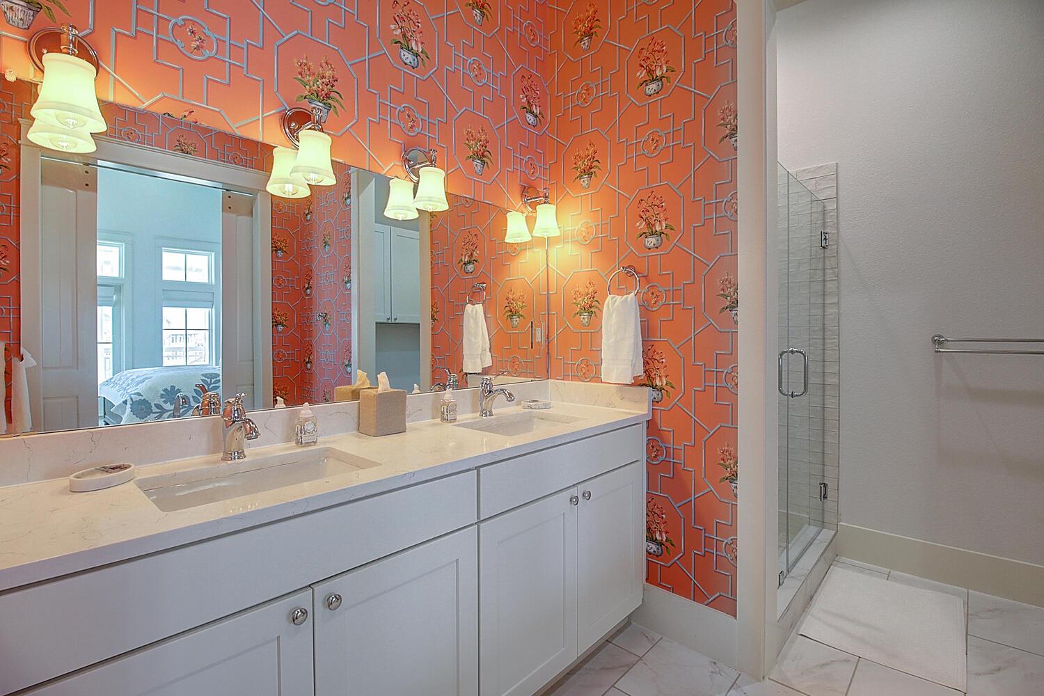 Primary Bathroom, 3rd Floor