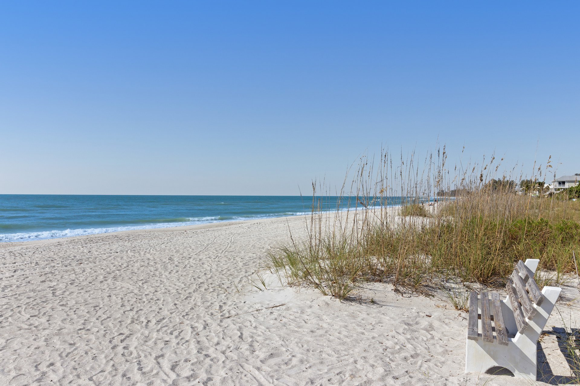 Waters Edge 208 S 16