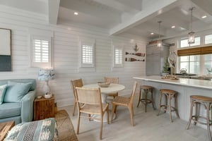 1st Floor Dining Area