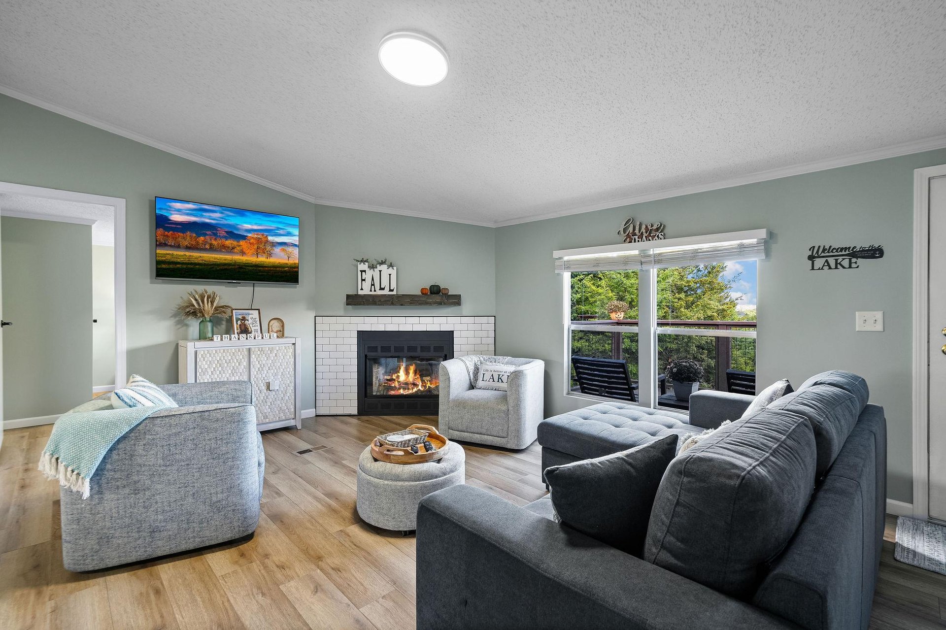 kozyretreatatthelake4