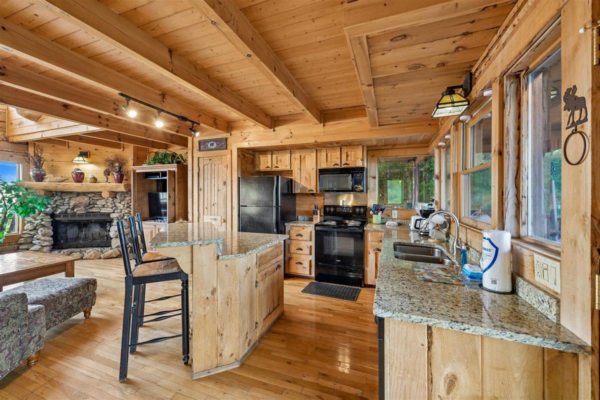 18Kitchen