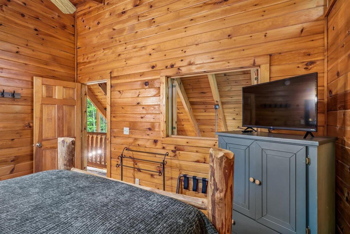 55Bedroom