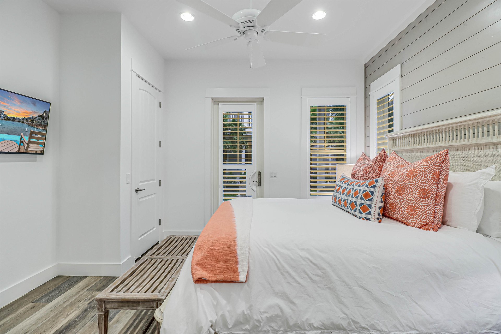 Right Queen Bedroom, 1st Floor