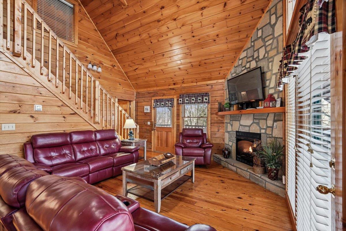 23Living Room