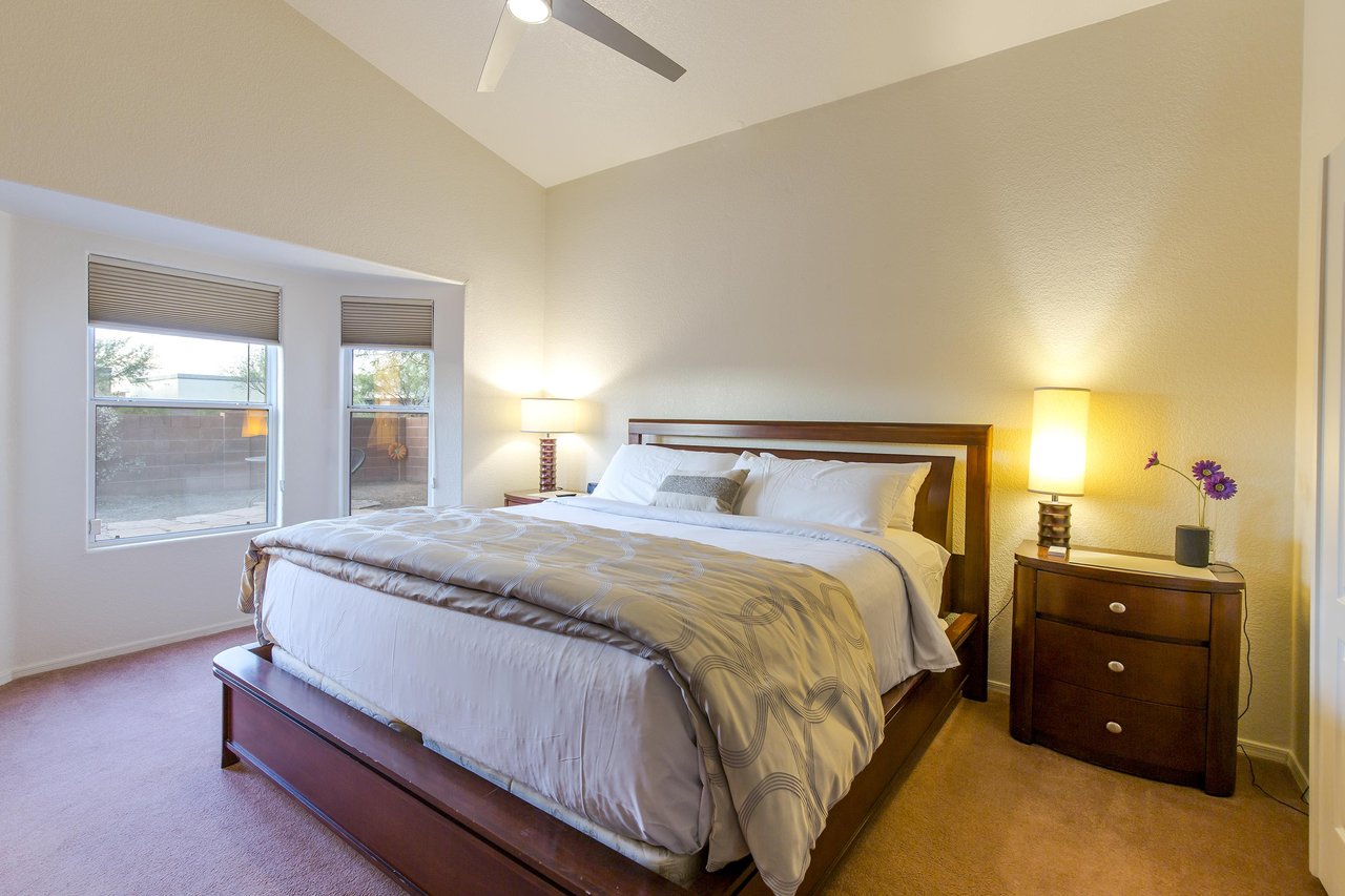 King size bed and ensuite bathroom.