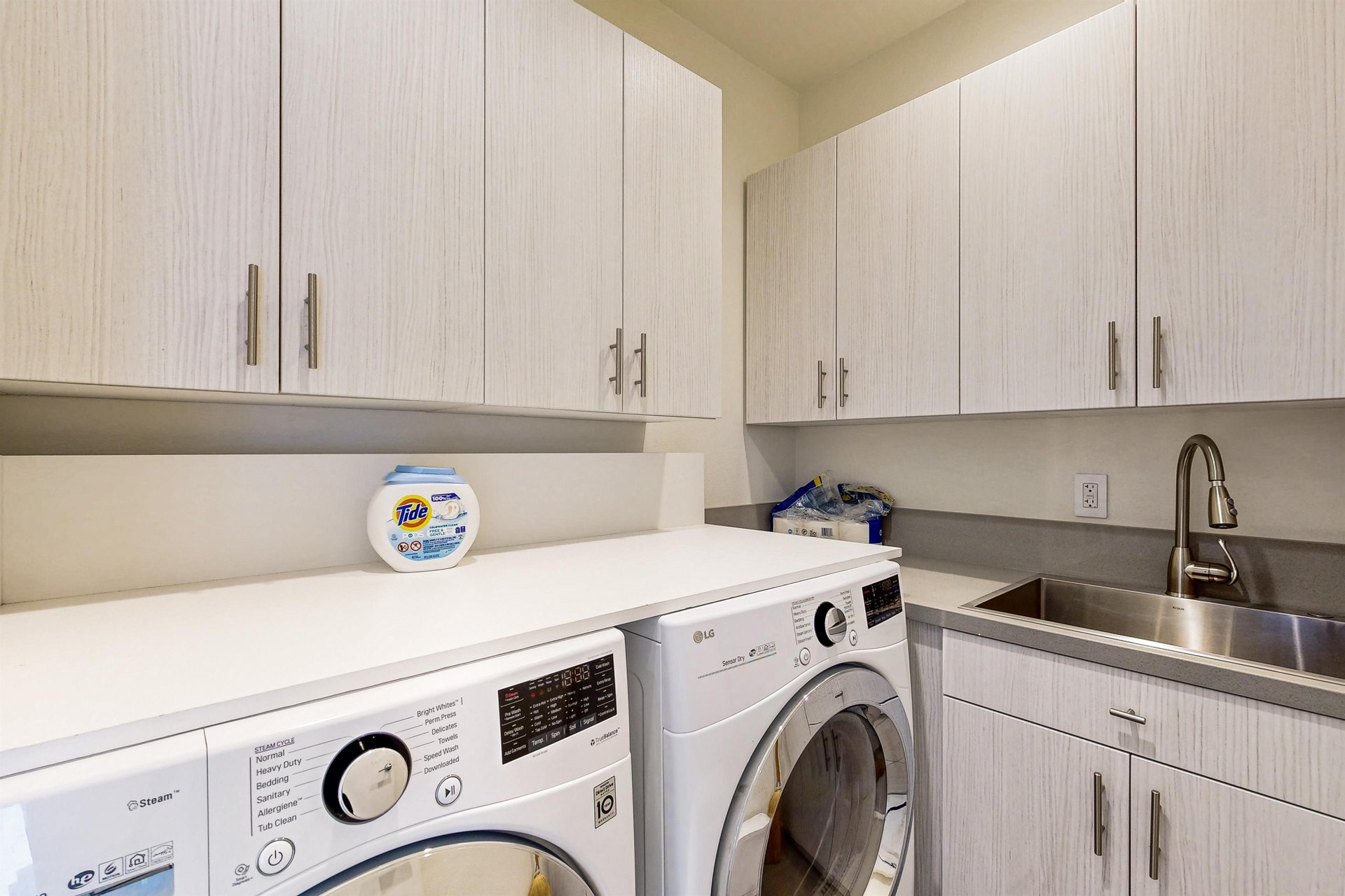 Width1920