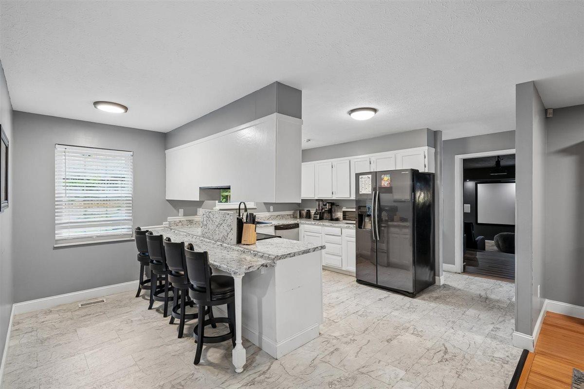14Kitchen