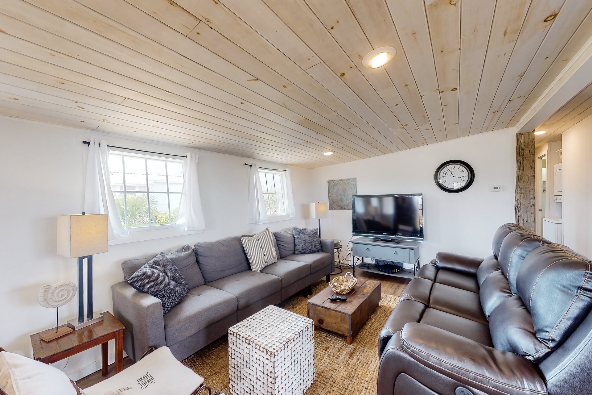 3rd Street Beach Retreat 2